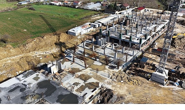 Büyükakın: “Kocaelispor’umuzu Avrupa  standartlarında bir tesise kavuşturacağız”