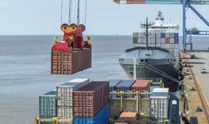 Egeli ihracatçılara sağlanan devlet destekleri yüzde 90 arttı