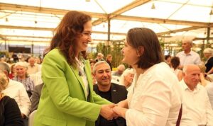 Karşıyaka’da ‘Kadın ve Aile Hizmetleri’ ile 5 bin kadına destek