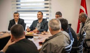 Başkan Ömer Eşki muhtarlarla buluştu:  “Bornova’yı birlikte yönetiyoruz”