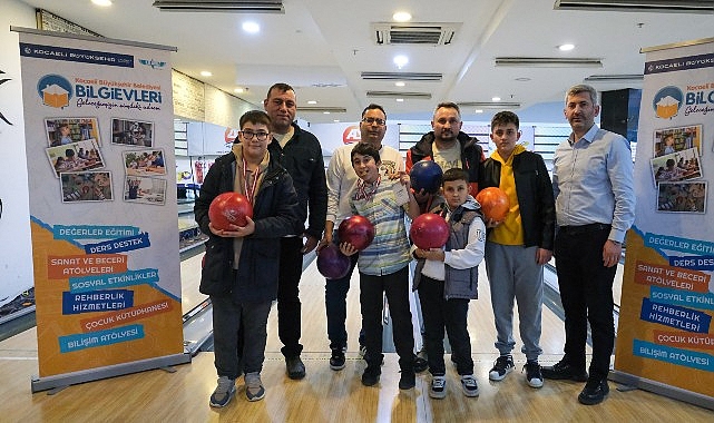 Bilgievleri’nden baba-oğul bowling turnuvası