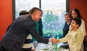 Buca’da şehit aileleri ve gazilere vefa iftarı