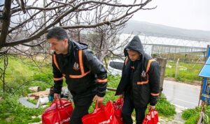 Güzelbahçe 350 Aileye 3 Milyonluk Ramazan Desteği