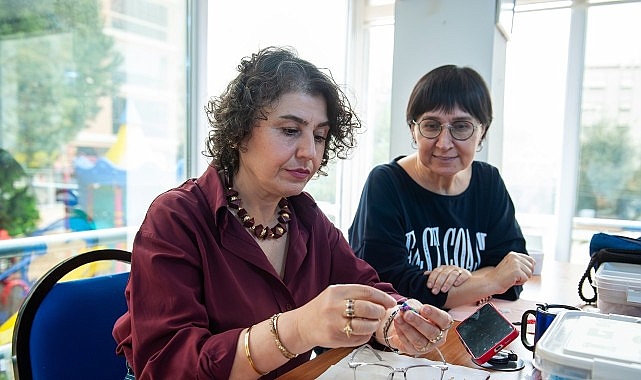 Karşıyaka’nın mahalle merkezlerinde eğitim ve üretim seferberliği