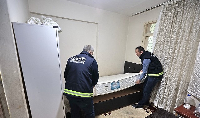 Konak’ta eşya dayanışması: Bağışlar ihtiyaç sahiplerine ulaştırılıyor