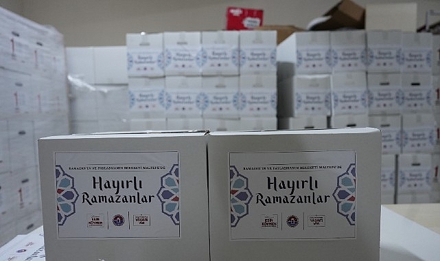 Maltepe’de ramazan sofraları dayanışmayla kuruluyor