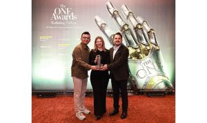 The ONE Awards’ta üst üste 5’inci kez “Yılın İtibarlısı” seçilerek “Büyük Ödül” ile onurlandırıldı