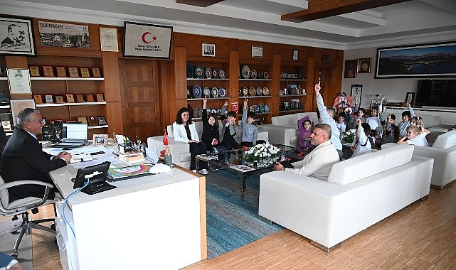 Uğur Okullarından Başkan Topaloğlu’na ziyaret