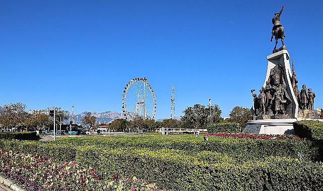 Antalya 4 milyon yazlık çiçekle bahara hazırlanıyor