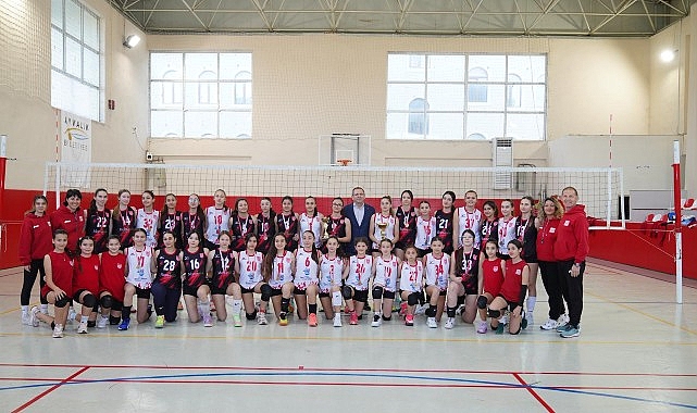 Ayvalıkgücü Belediyespor’dan Büyük Başarı