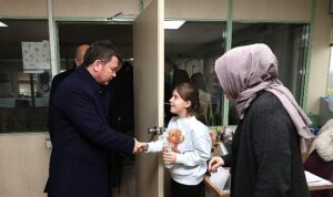 Başkan Erkan Aydın Personeliyle Tek Tek Bayramlaştı