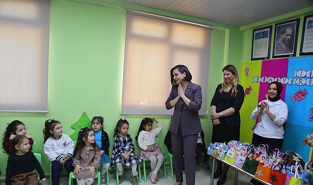 Başkan Kınay “Her Emeğiniz Karabağlar’a Değer Katıyor”