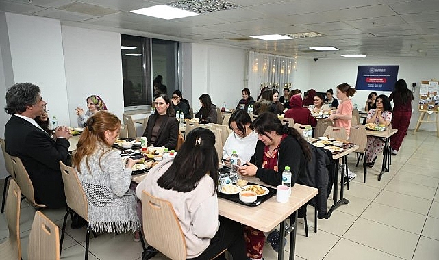 Başkan Kocaman İftar Sofrasında Öğrencilerle Buluştu