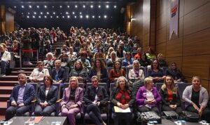 Başkan Köymen, kadınlar günü panelinde konuştu