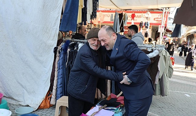 Başkan Selçuk Yıldız’dan Bayram Sonrası Pazar Ziyareti: ‘Hemşehrilerimizle Gönül Gönüleyiz