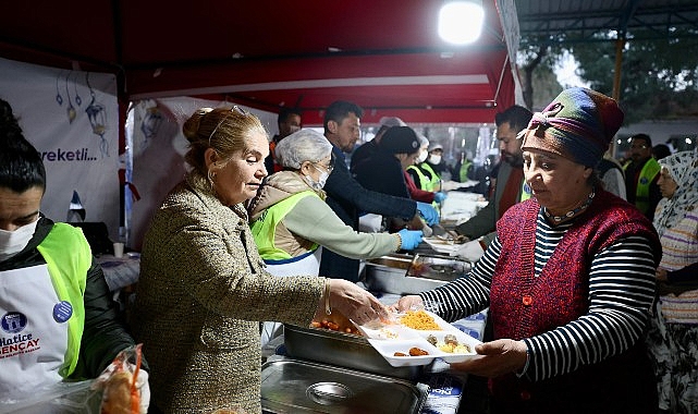 Didim Balat Mahallesi’nde Ramazan Bereketi Paylaşıldı