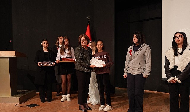Didim’de 18 Mart Anma Programı Protokol Katılımıyla Gerçekleştirildi