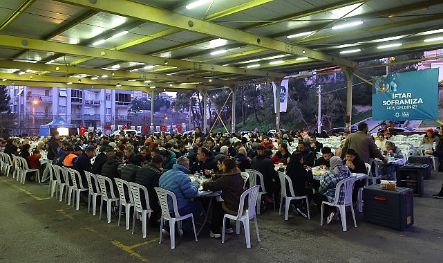 Karabağlar ’da Birlik ve Beraberlik Sofrası Vatan Mahallesi’nde Kuruldu