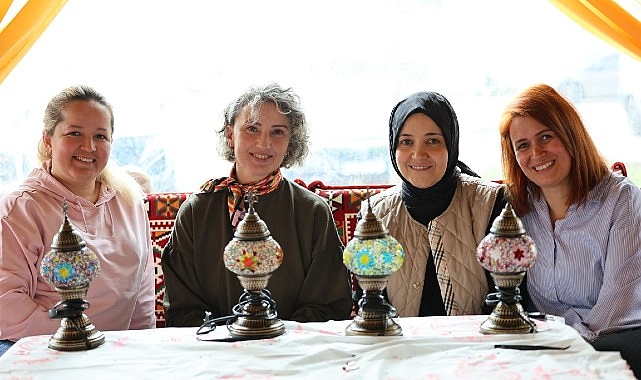 Kartepe Kent Meydanı’nda Sanat Rüzgarı