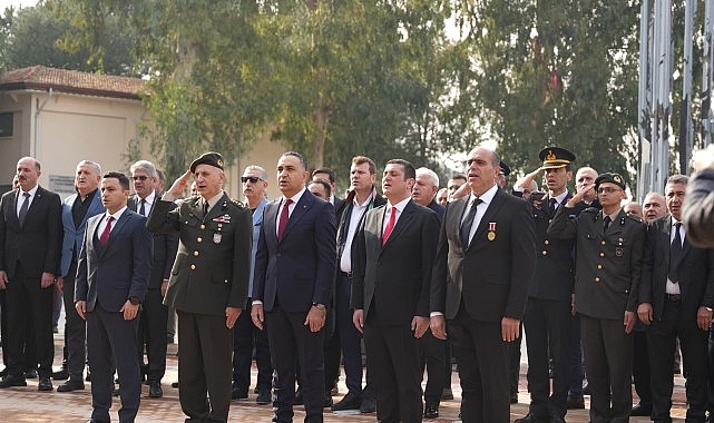 Torbalı’da Çanakkale Zaferi’nin  111. yılı çelenk töreniyle anıldı