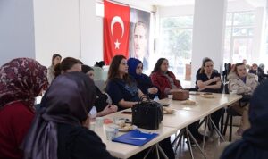 Anne Adaylarına Yol Gösteren Seminer