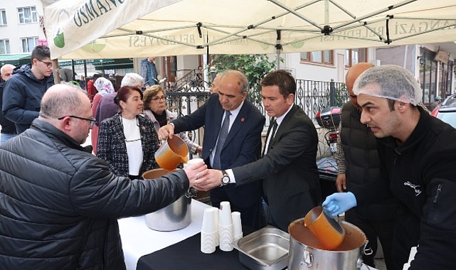 Başkan Aydın’ın Cuma Durağı Muradiye Mahallesi Oldu