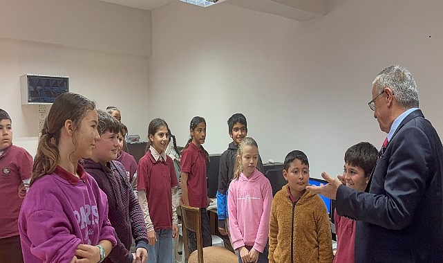 Başkan Topaloğlu’ndan öğrencilere ziyaret