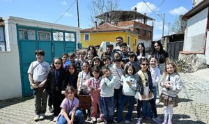 Çocuklar, Adem Amca ve Yaren Leylek’in Hikâyesiyle Doğanın Döngüsünü Keşfetti