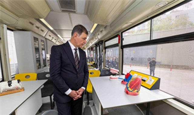 Gezici Bilim Otobüsü yola çıktı