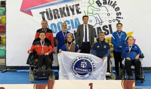 Kağıtspor başarıya ambargo koydu
