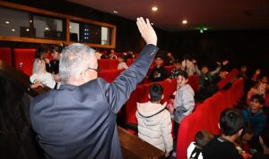 Öğrencilerden sinema keyfi