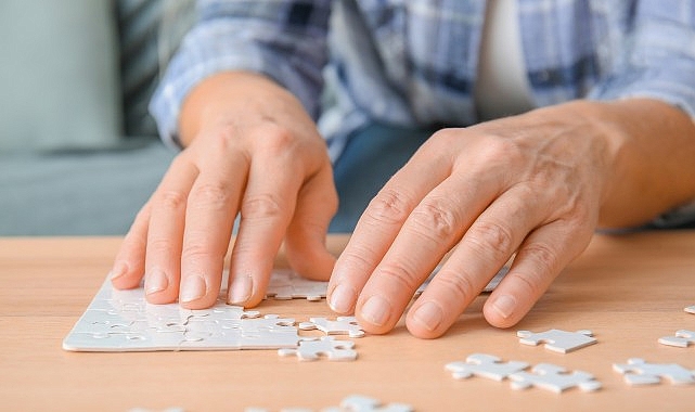 Parkinsonda Sabır, Anlayış ve Doğru Tedavi Hayat Değiştiriyor