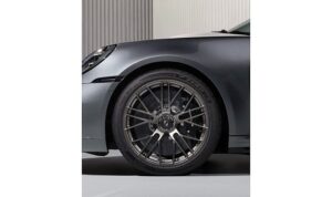 Pirelli P Zero R, Motor Sporları DNA’sını Porsche 911 Turbo S’e Taşıyor