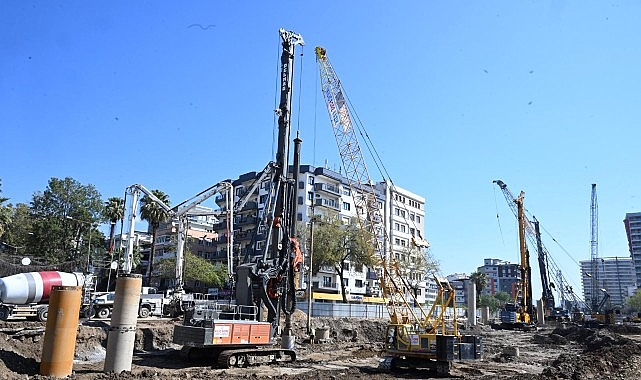 Yeni Dörtyol Köprülü Kavşağı’nda Çalışmalar Devam Ediyor