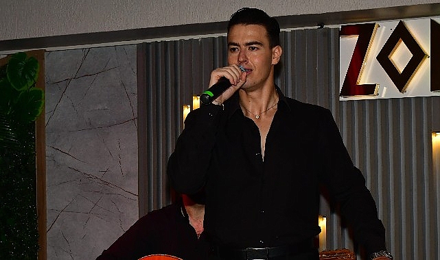 Zorba Taverna’da Sirtaki Coşkusu! George Klontzas İstanbul’u Salladı