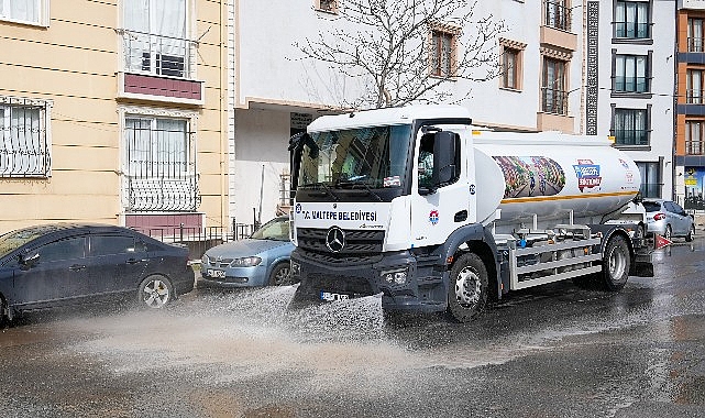 Zümrütevler Mahallesi’nde toplu temizlik